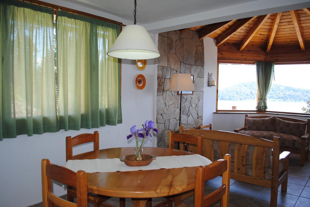 Alun Bungalows Apart San Carlos de Bariloche Exterior photo