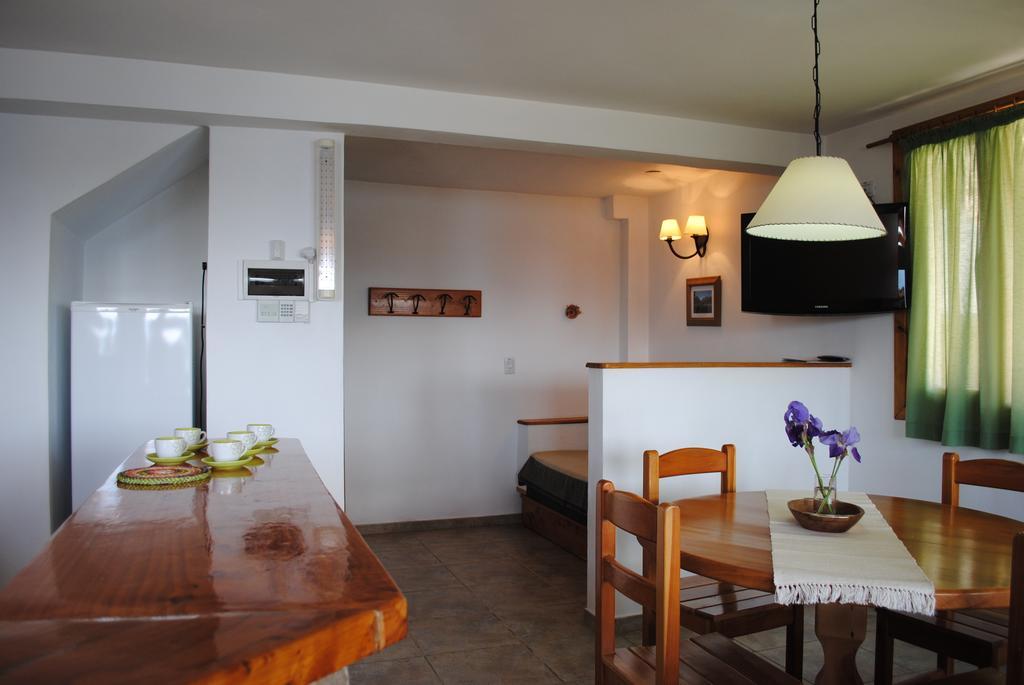Alun Bungalows Apart San Carlos de Bariloche Exterior photo